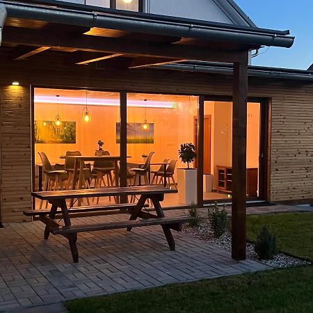 Penzion 411 Solnice Exterior foto